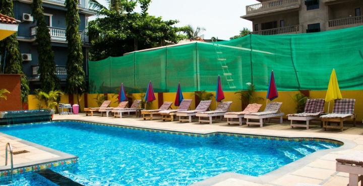 Marina Bay Beach Resort Candolim Exterior foto