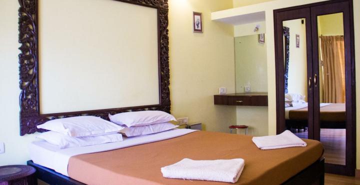 Marina Bay Beach Resort Candolim Exterior foto